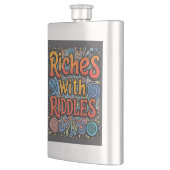 Riches mit Riddles Flachmann (Links)