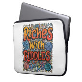 Riches mit Riddles Laptopschutzhülle (Vorderseite Links)