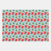 Rick and Morty Christmas Pickle Rick Pattern Geschenkpapier Set (Vorderseite)