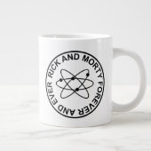 Rick and Morty Forever and Ever Atomic Abzeichen Jumbo-Tasse (Rechts)