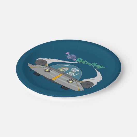 RICK UND MORTY™ | Abfliegen im Raumschiff Pappteller (Schrägansicht)