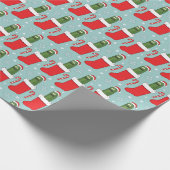 Rick und Morty | Christmas Pickle Rick Pattern Geschenkpapier (Ecke)