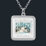 *~* Ricorda Positano AR20 Italienische Sprache Versilberte Kette<br><div class="desc">(Suche AR20 nach ähnlichen Produkten/Gegenständen) SILVER PLATED SQUARE NECKLACE Ricorda Positano = "Remember Positano" Sie können dieses phantastische Design auf andere Zazzle Produkte übertragen. Gönnen Sie sich dieses Gedächtnis oder Geschenk an diejenigen, die diese phantastische Stadt in Italien auch lieben. Energetisch Enhanced Künstlerisch Creative Positano Italien / Italia / Italienisch...</div>
