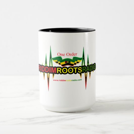 Riddim wurzelt Radiowecker-kombinierte Tasse (Zentrum)