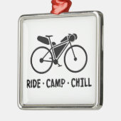 Ride Camp Chill Bikepacking Ornament Aus Metall (Links)