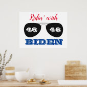 Ridin' mit Biden 46 Aviator-Sonnenbrille Poster (Küche)