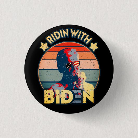 Ridin' with biden Eating Ice Cream Retro Sunset Button (Vorderseite)
