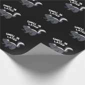 Riech Ya Spater Funny Skunk Pun Dark BG Geschenkpapier (Ecke)