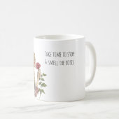 Rieche an den Rosen Blondes Mädchen Kaffeetasse (VorderseiteRechts)