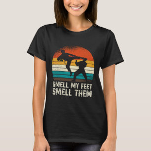 Riechen Sie mir nach dem Feet und riechen Sie die T-Shirt