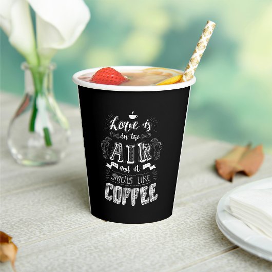 Riecht nach Kaffee Pappbecher