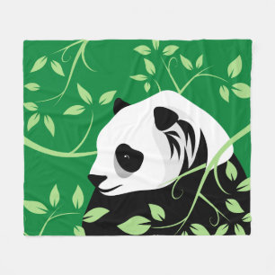 Riesenpanda-Bär unter den Blätter Fleecedecke