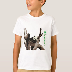 Riesenpanda in einer Wildtierzoo-Fotografie. T-Shirt