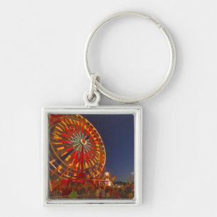 Riesenrad in der Dämmerung im Northwest Montana Schlüsselanhänger