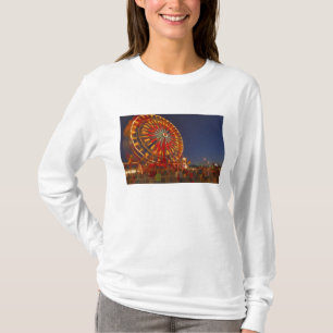 Riesenrad in der Dämmerung im Northwest Montana T-Shirt