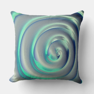 Riesensilber und Aquamarine-Spirale über blau Kissen