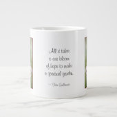 Riesige Kaffee-Tasse - rosa Gänseblümchen-Blume Jumbo-Tasse (Vorderseite)