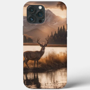 Riesiger Hirsch mit Geweih am Bergsee Case-Mate iPhone Hülle