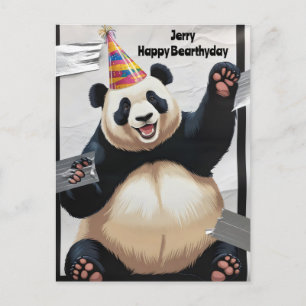Riesiger Panda, der eine Geburtstagsmütze trägt un Postkarte