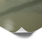 Riesiger weißer Drache über dem nebligen Pier der Poster (Ecke)