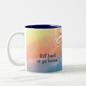 Riff Hard oder Go Zuhause Zwei-Tone-Tasse Zweifarbige Tasse (Links)
