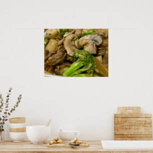 Rindfleisch-, Brokkoli- und Pilz-Stir-Fry Poster