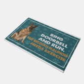 Ring Doorbell und führen belgische Malinois brauch Fußmatte (Schrägansicht)