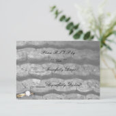 Ring in einer Lauffläche RSVP Karte (Stehend Vorderseite)