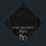 Ring Security Personalisiert Name Haustier Hochzei Halstuch<br><div class="desc">Eine super niedliche Hochzeitsbandana mit Hochzeitsringen. Personalisieren Sie den Namen Ihres Hundes und ihre Ehrenrolle an Ihrem besonderen Tag. Entwickelt von Thisisnotme©</div>