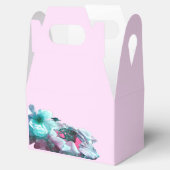 Ringe mit weißen Rosenblättern Geschenkschachtel (Geöffnet)