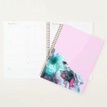 Ringe mit weißen Rosenblättern