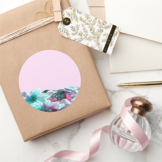 Ringe mit weißen Rosenblättern Runder Aufkleber (Schenken)