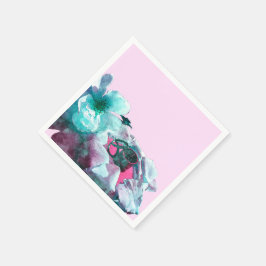 Ringe mit weißen Rosenblättern Serviette