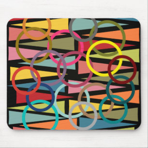 Ringe und Dreiecke Mousepad