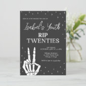 RIP Zwanziger Halloween Geburtstag Einladung (Stehend Vorderseite)