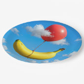 Ripe Banana Floating In Sky with Red Balloon Pappteller (Schrägansicht)
