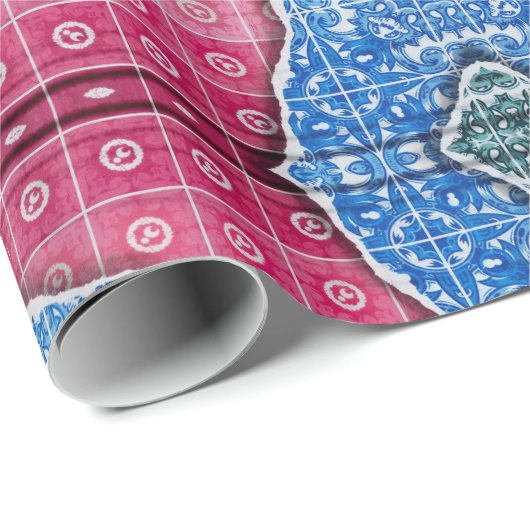 Ripped Pattern Broken Tile Vibranred blue Geschenkpapier (Rolleneckpunkt)