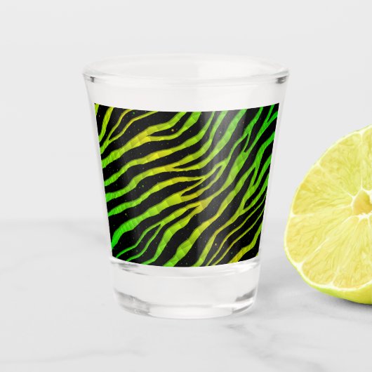 Ripped SpaceTime Stripes - grün/gelb Schnapsglas (Vorderseite)