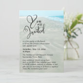 Rippled Sand Aqua Water Foto Modernes Beach Weddin Einladung (Stehend Vorderseite)