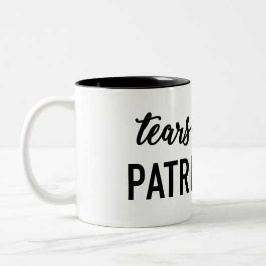 Risse der Patriarchy-Tasse Zweifarbige Tasse (Links)