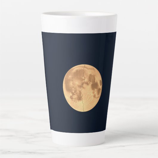 Rissiger Mond Milchtasse (Vorderseite)