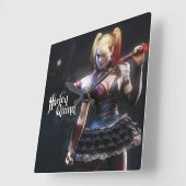 Ritter Batmans Arkham | Harley Quinn mit Schläger Quadratische Wanduhr (Winkel)