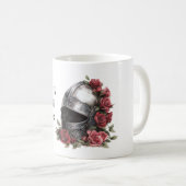 Ritter in schimmernder Rüstung Helm rote Rosen Kaffeetasse (VorderseiteRechts)