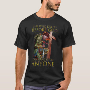 Ritter Templar Sie, die vor Gott Kreuzfahrer kniet T-Shirt