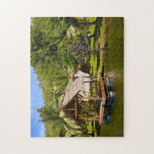 River Hut Guam. Puzzle (Vertikal)