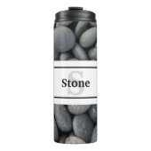 River Rocks mit Name und Monogram Thermosbecher (Vorderseite)