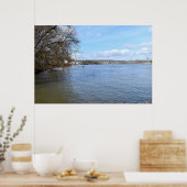 Riverbank von Nierstein in Deutschland Poster (Küche)