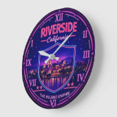 Riverside California Skyline Große Wanduhr (Winkel)