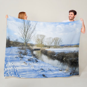 Riverside English Winter Walk - Personalisiert Fleecedecke