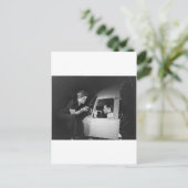 Riveting von Frauen in Flugzeugen Postkarte (Stehend Vorderseite)